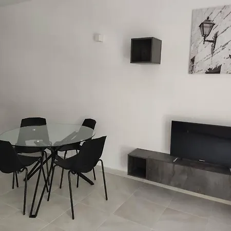 Salina Wharf, Block E, Apt. 26 *