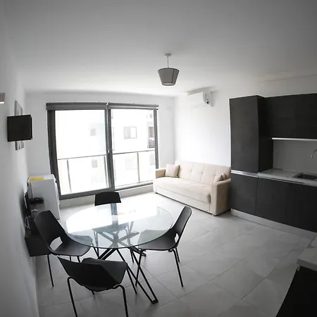 Apartment Salina Wharf, Block E, Apt. 26