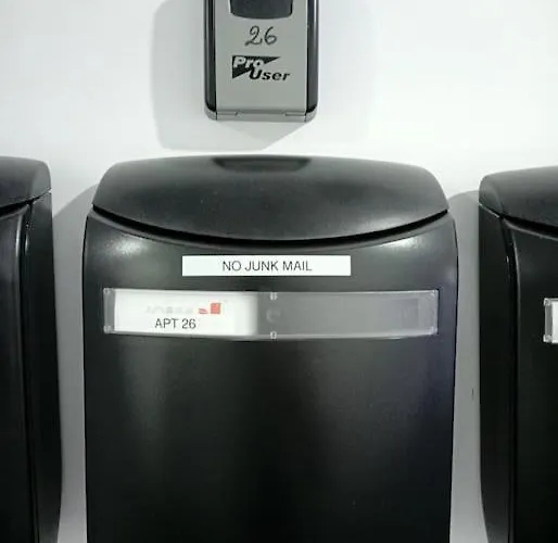 Salina Wharf, Block E, Apt. 26 * خليج سانت بول