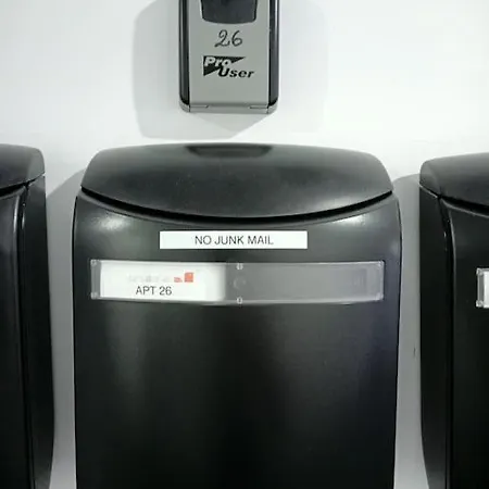 Salina Wharf, Block E, Apt. 26 * 圣保罗湾城